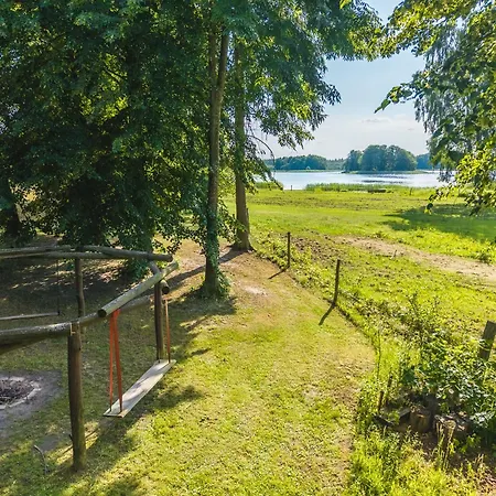 Thordom Nad Samym Jeziorem Sasek Maly